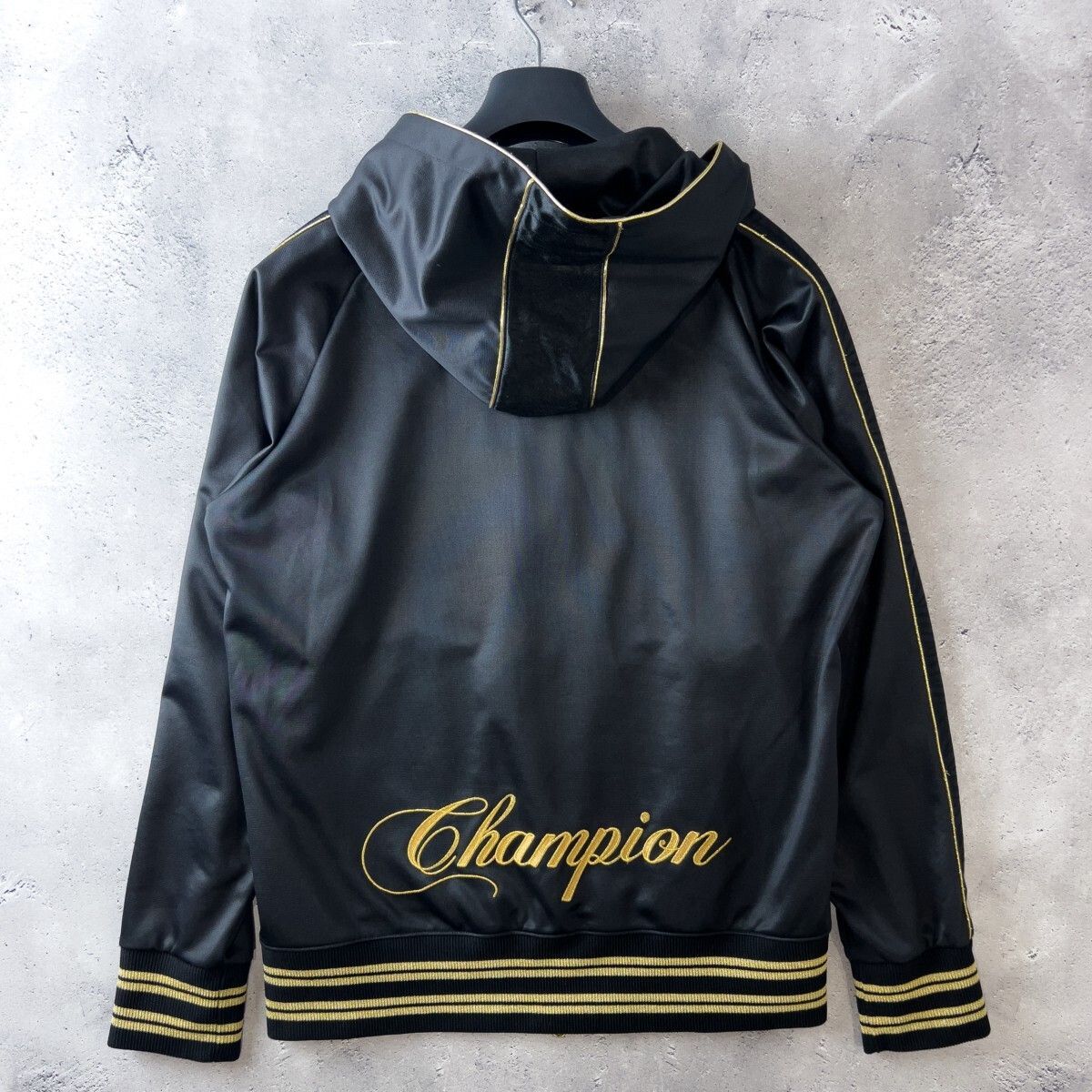 【美品】チャンピオン【希少】セットアップ 魔裟斗 黒金 ジャージ ゼブラ 上下L 大人気! Champion × 魔裟斗 チャンピオン フーディ ジャージ