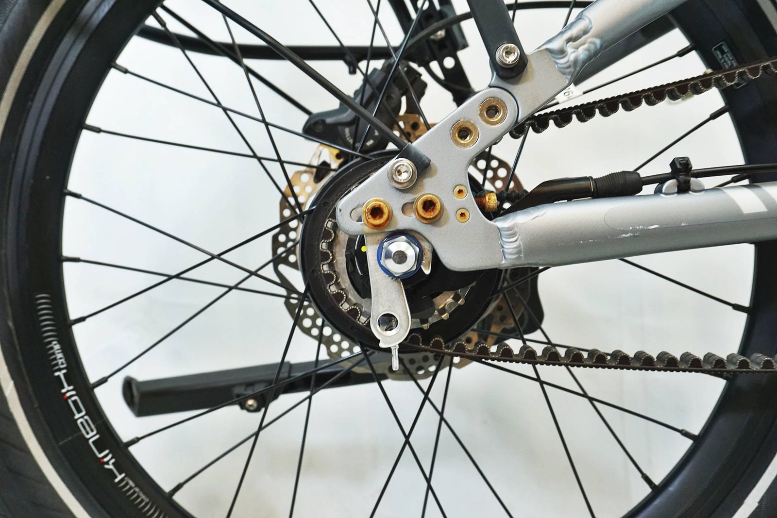 20インチ 折りたたみ自転車