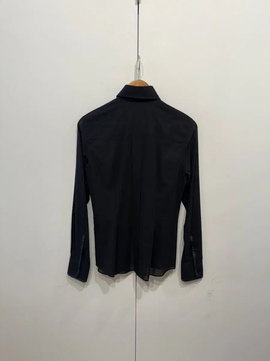 ◆小さめS★美品◆定価5.1万◆ドルチェ＆ガッバーナ*高級長袖シャツ*37*濃紺 D&G】 ドルチェ&ガッバーナ 長袖シャツ ドレスシャツ @ - メルカリ