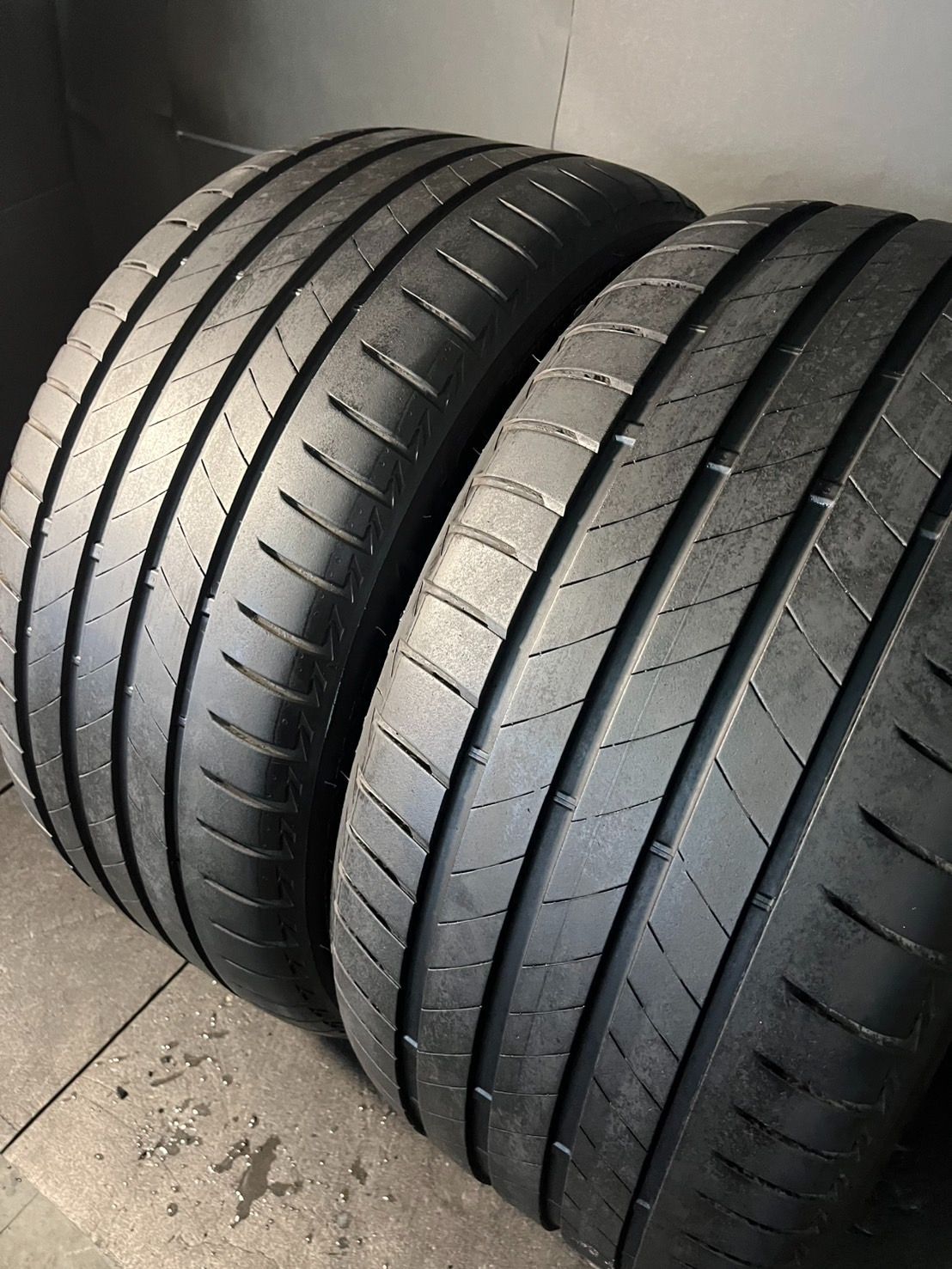 その数は300万点以上。 約8分山 ブリヂストン BRIDGESTONE トランザ TURANZA T005 MO-S 285 35R20 2本 h_272