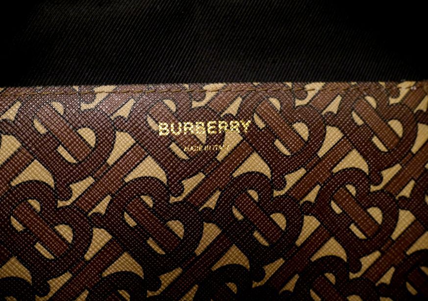 2021AW極美品☆BURBERRY バーバリー TB モノグラム ボディバッグ