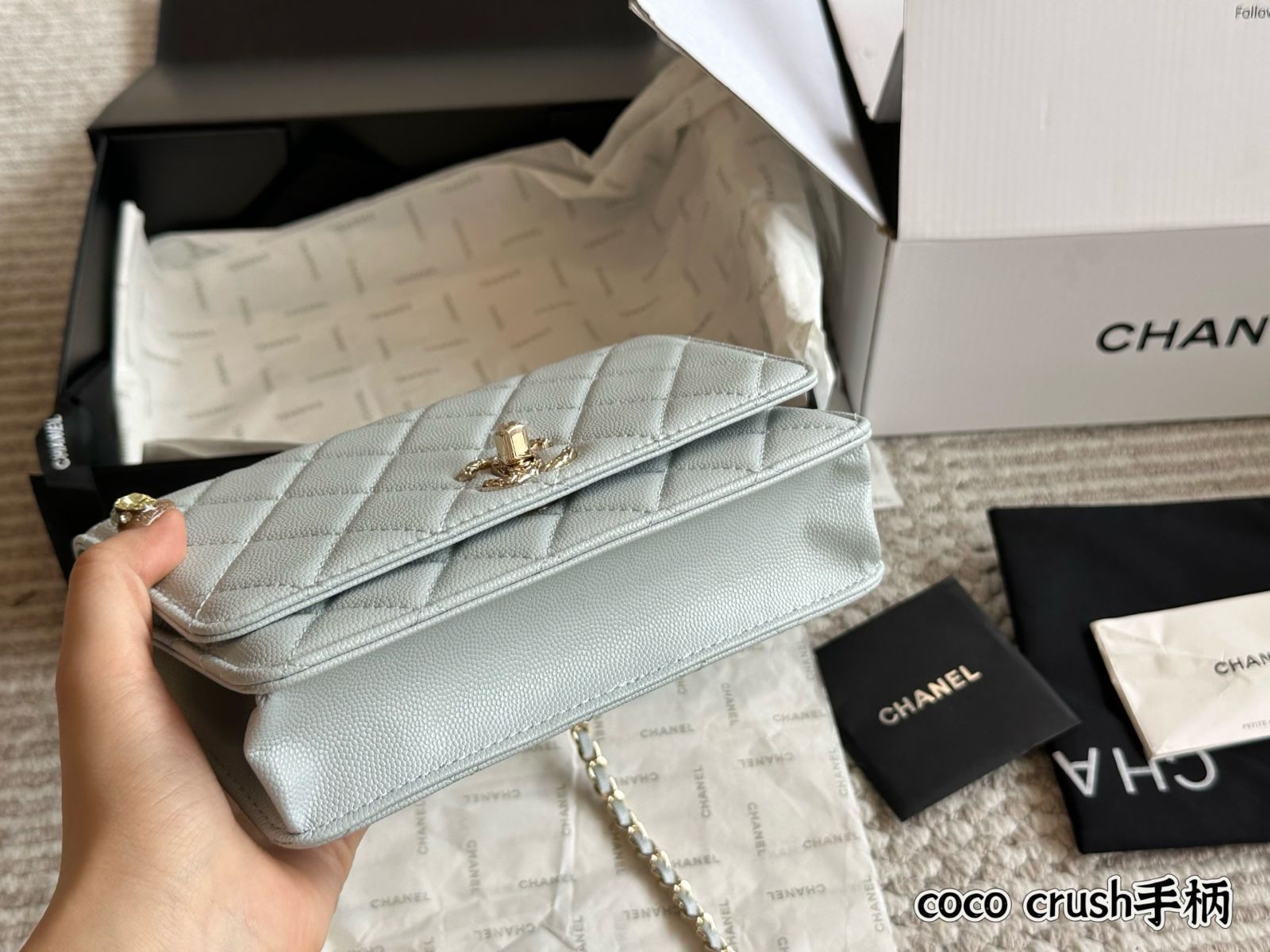 今日特価】Chanel 25SS Coco Crush Metal Handle WOC - シャネル