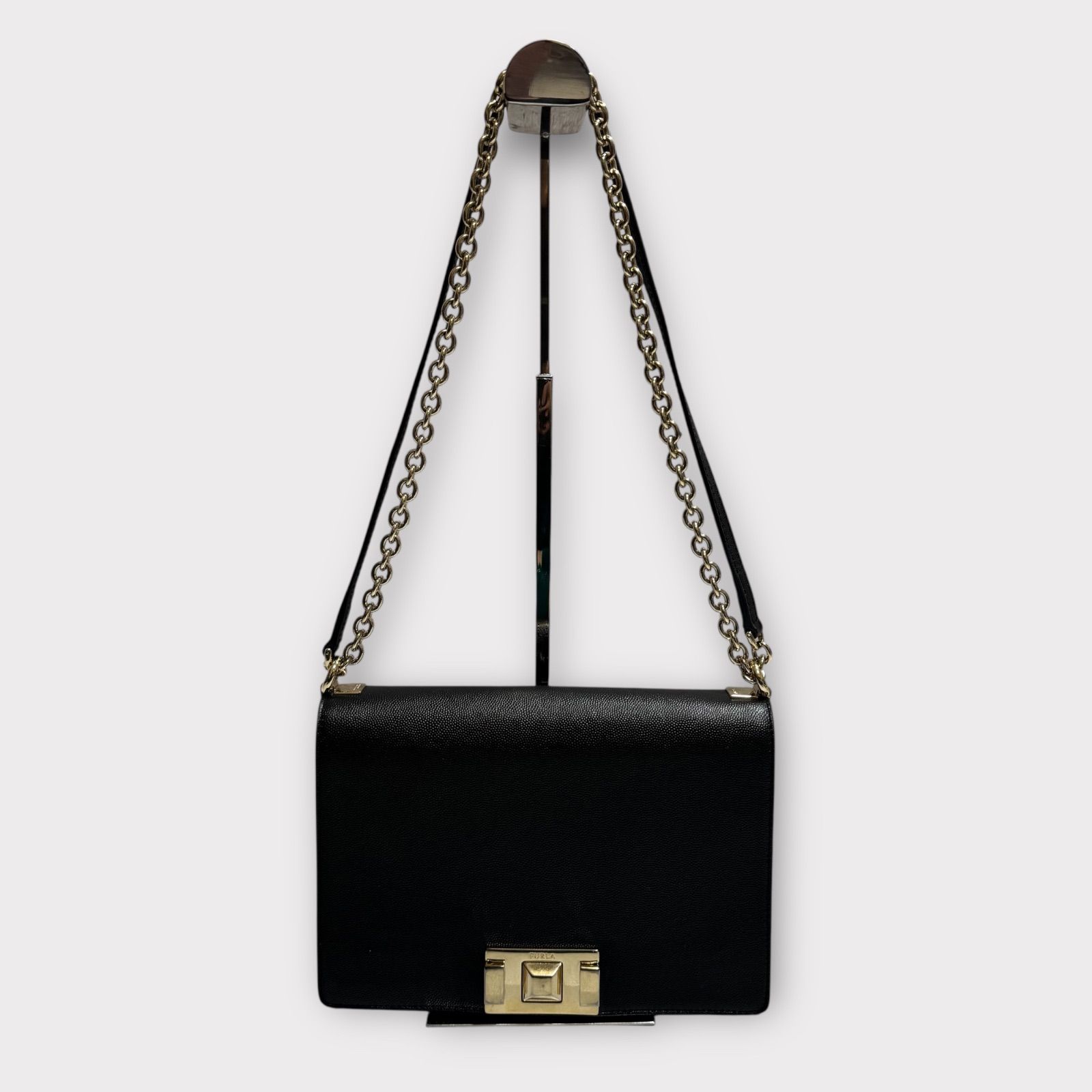 ☢ FURLA