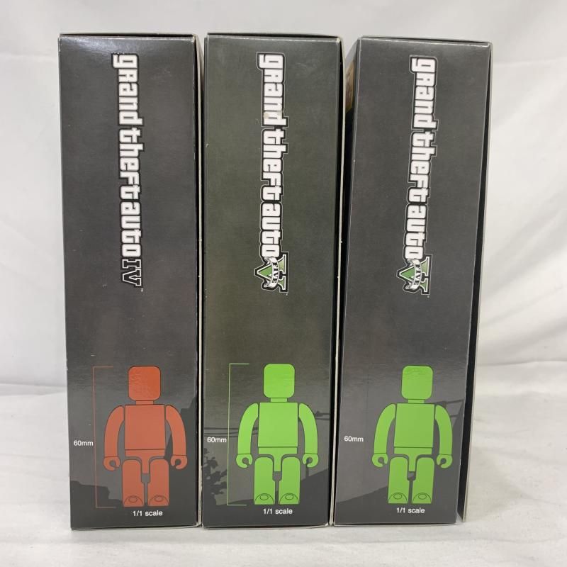 【中古】未開)KUBRICK  grand theft auto V + Ⅳ 3種ｾｯﾄ[91][240091386423] 中古】未開)KUBRICK grand theft auto V + Ⅳ 3種ｾｯﾄ[91