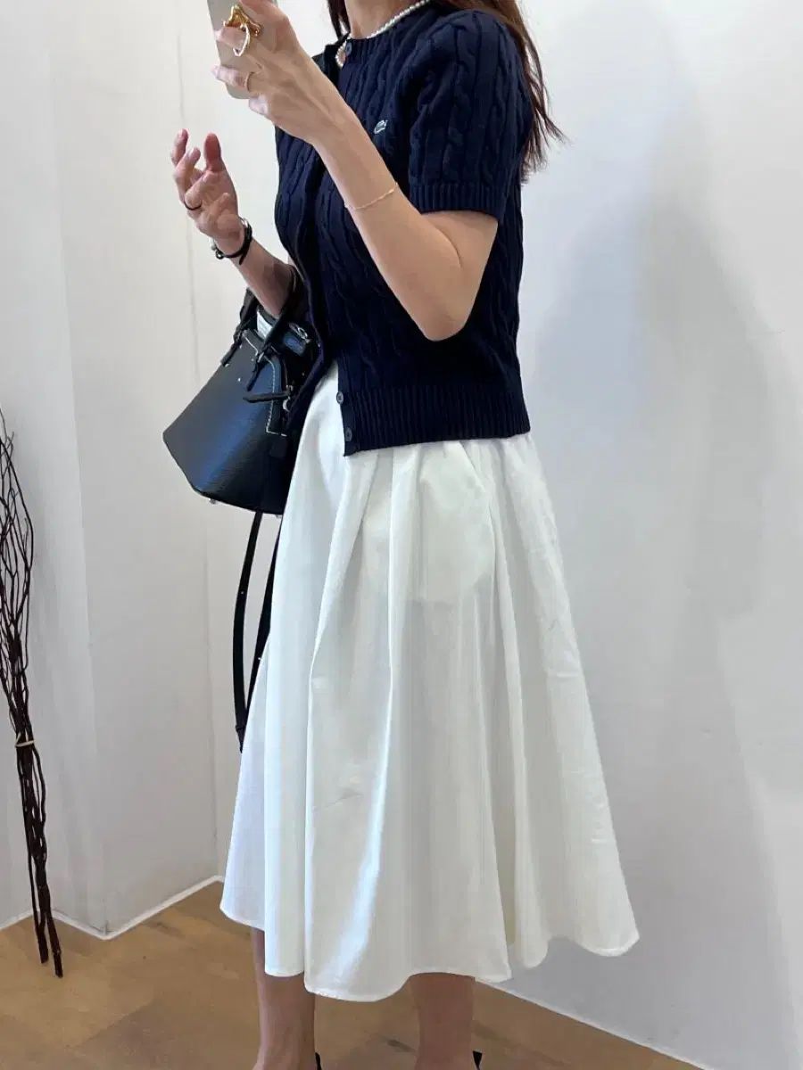 アン 船体 スカート ホワイト