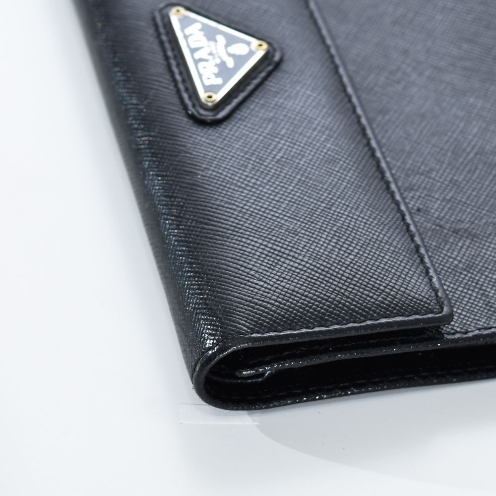 中古USED PRADA 財布 3つ折り サフィアーノ ブラック ロゴ 29755