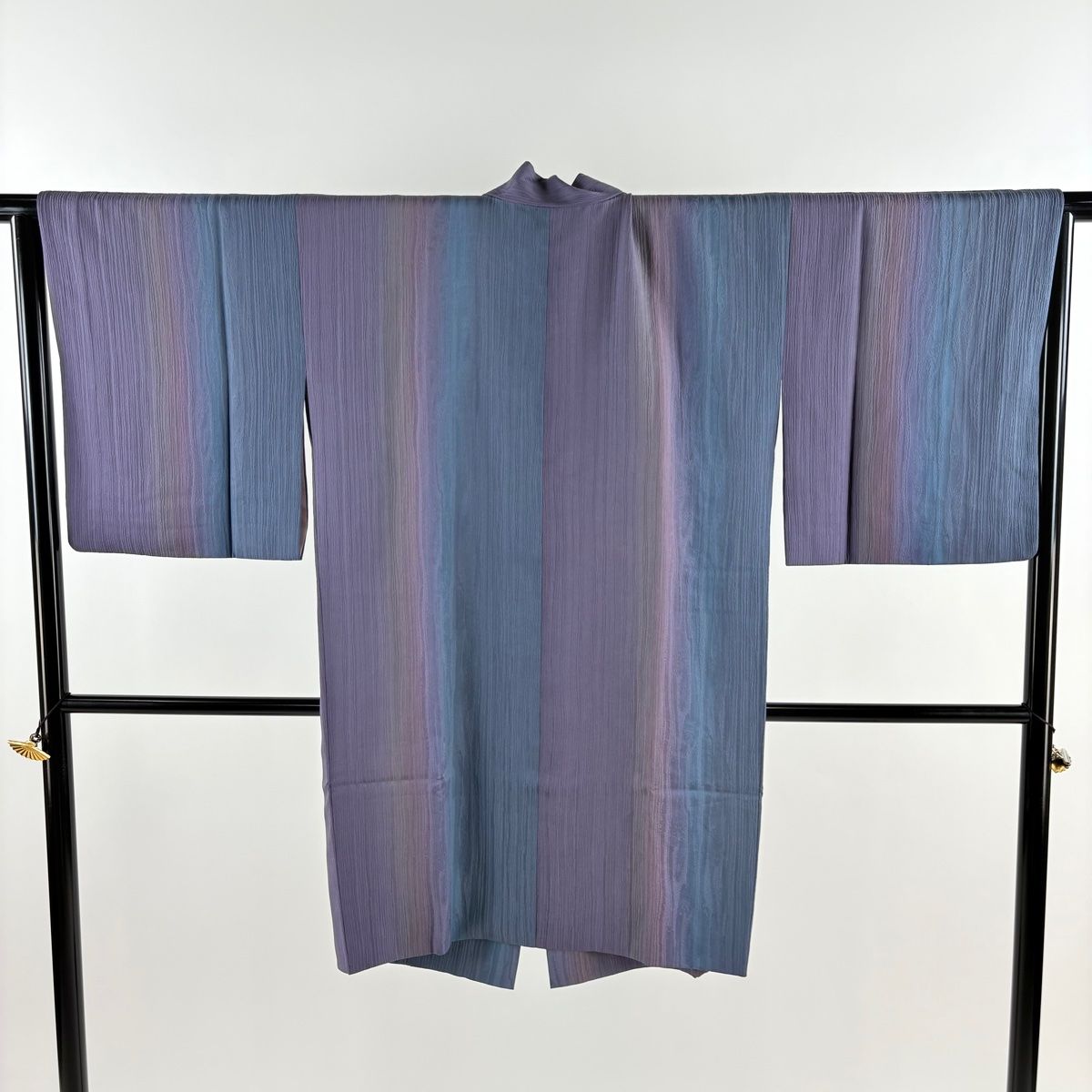道中着 身丈100cm 裄丈65cm M 和装コート 着物衿 地紋 縦ぼかし 紫 正絹 名品