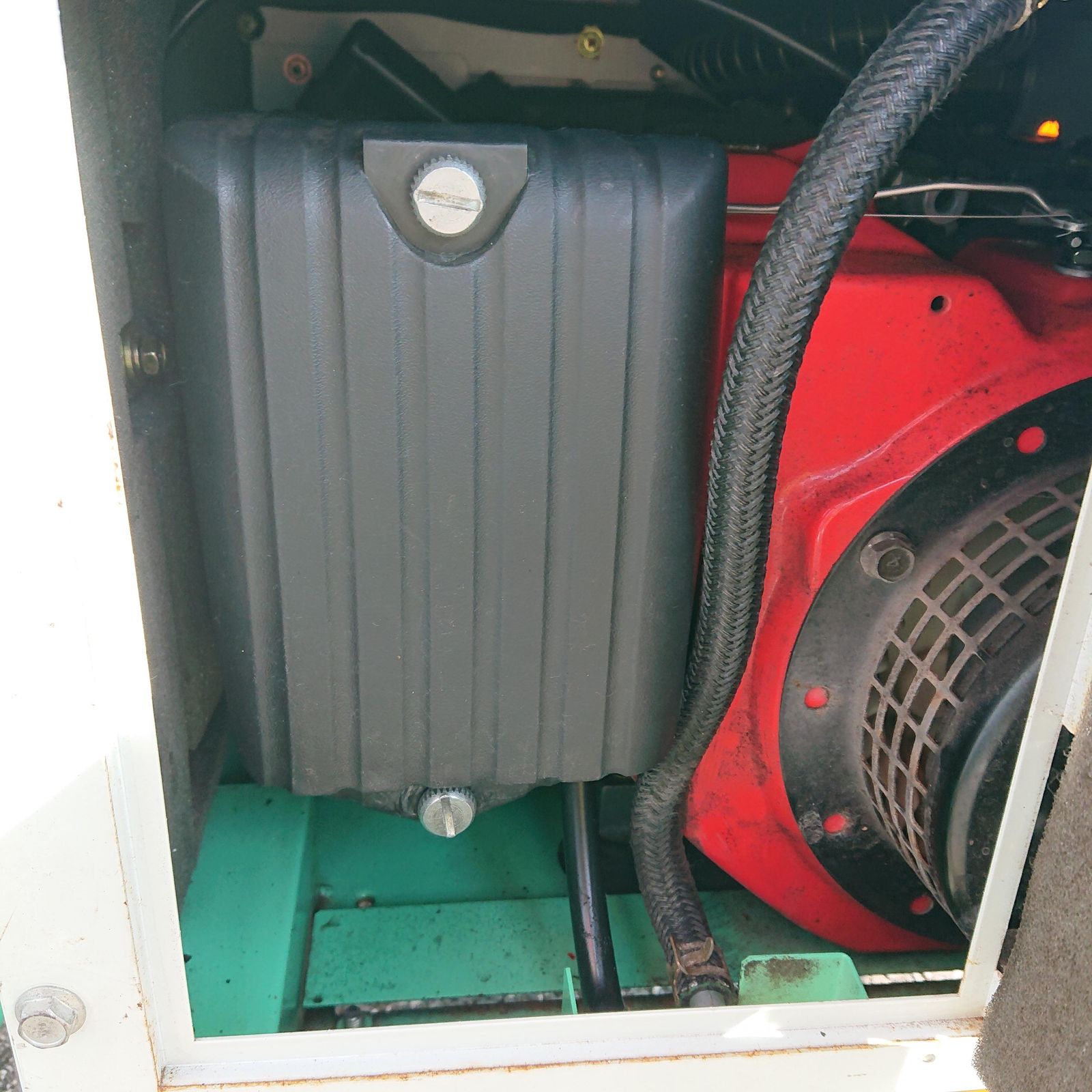 エンジン高圧洗浄機