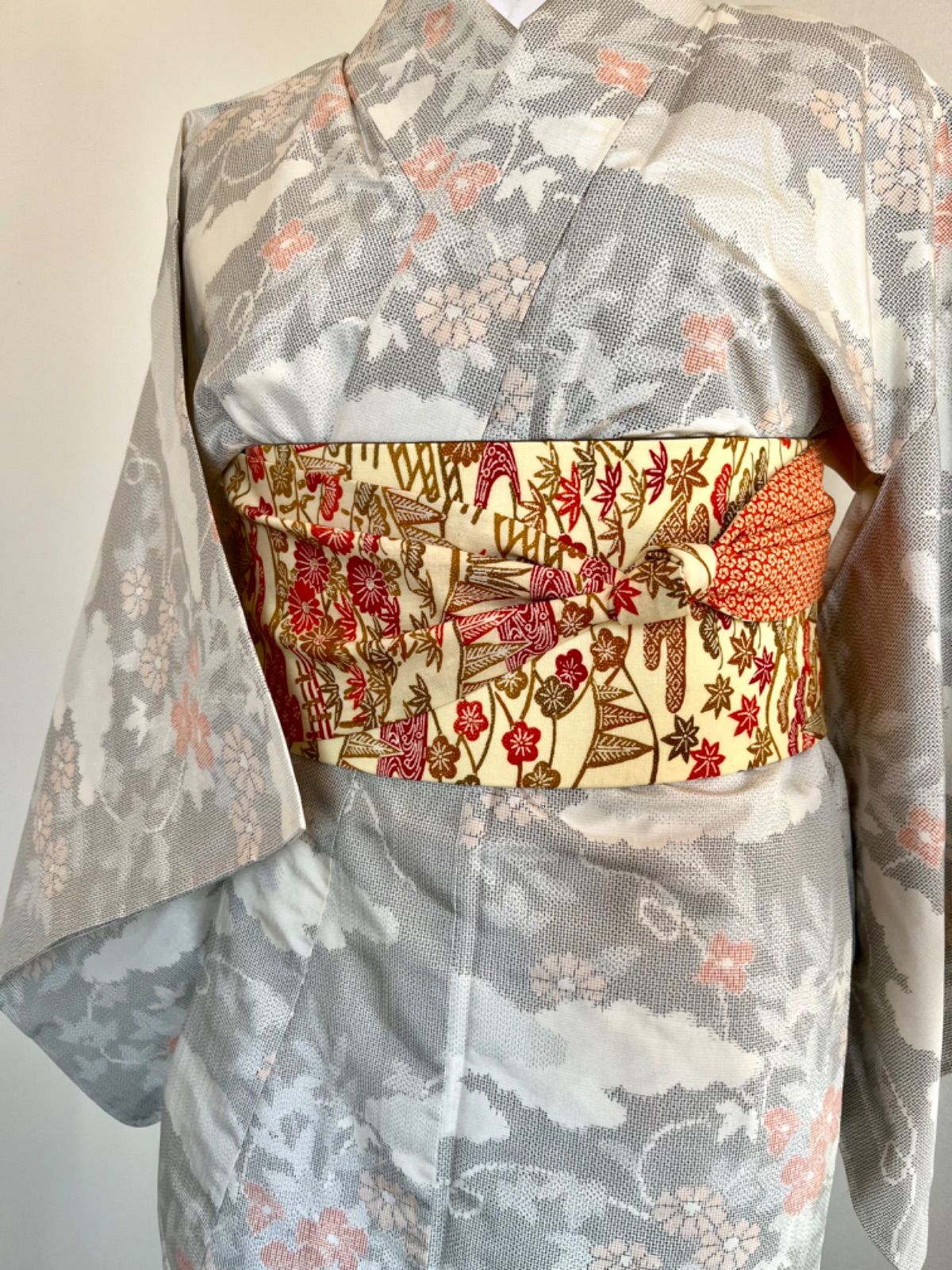 彩 着物リメイク♪ 化繊黒留袖からタックワンピース❣️ 着物リメイク