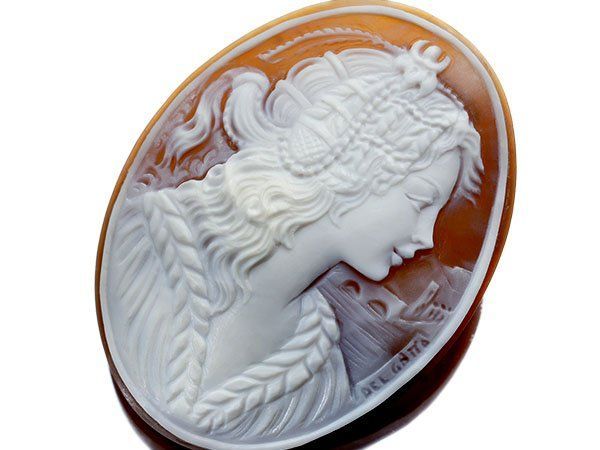 ジュエリー デルガット 稲穂模様の貴婦人 シェルカメオルース 59.8ｍｍ×45.1ｍｍ a2565o 送料無料