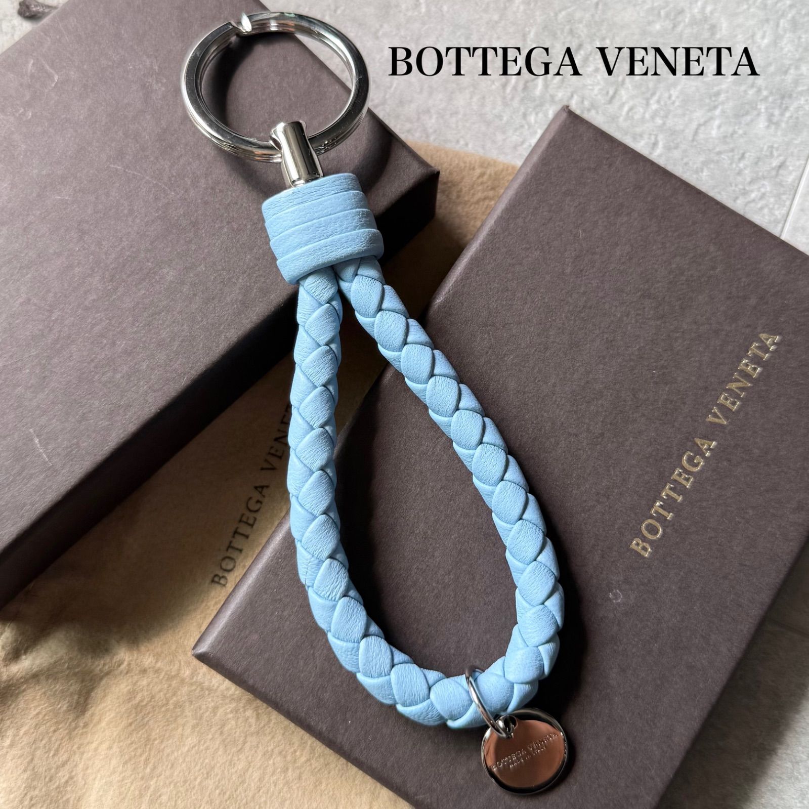 ⚪︎ ✨極美品✨ボッテガ・ヴェネタ　レザーキーリング　イントレチャート 極美品 BOTTEGA VENETA ボッテガヴェネタ イントレチャート