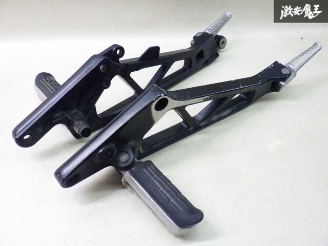 【ストア出品】HONDA ホンダ純正 NC31 CB400SF バージョンS ノーマル ステップ 左右セット 棚2N11