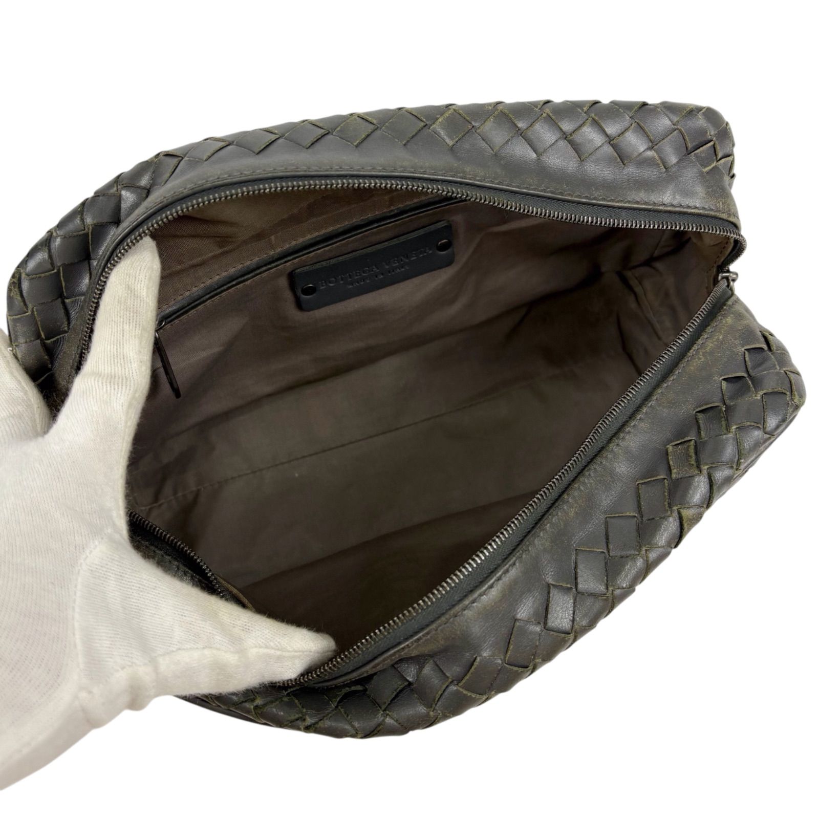 クラッチバッグ