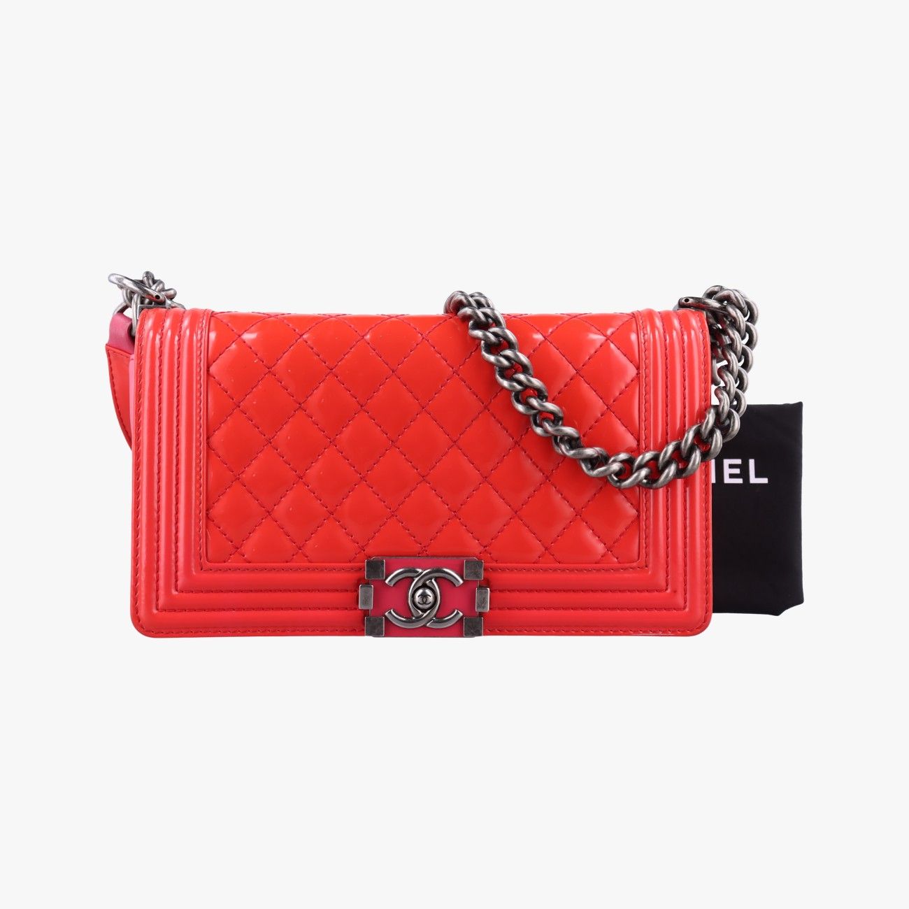 シャネルChanelボーイシャネルピンクパテントA6708617870145
