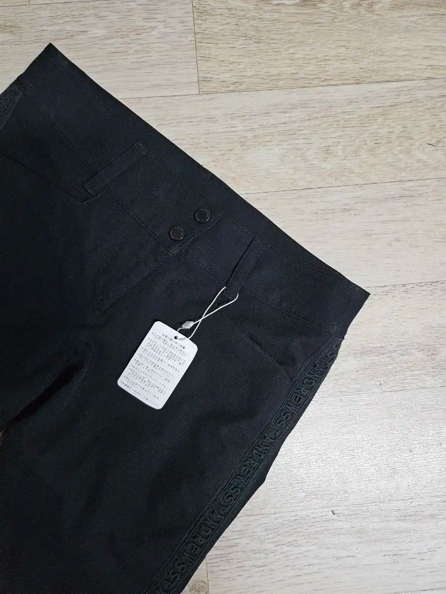 アンドリュース パンツ