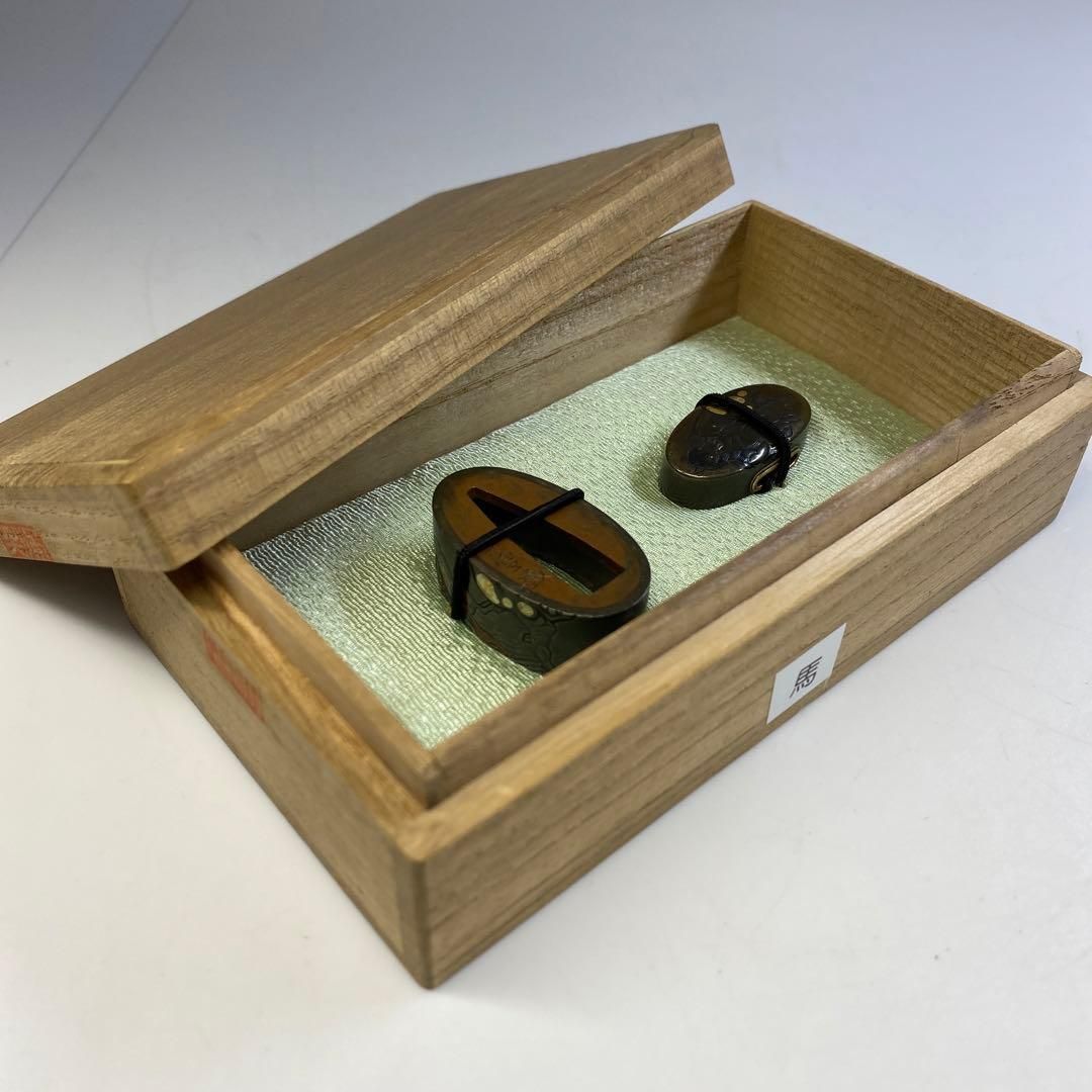 馬図縁頭花押入 共箱