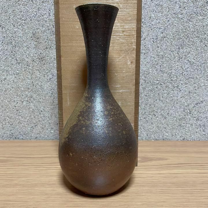 Ｗ５７３　掛花入　『備前焼　花瓶』『泰山窯 造』　共箱　花器　茶道具 日本製》備前焼 泰山窯 永山 茶花瓶1本 幾何学模様 土物 陶土 共箱 木