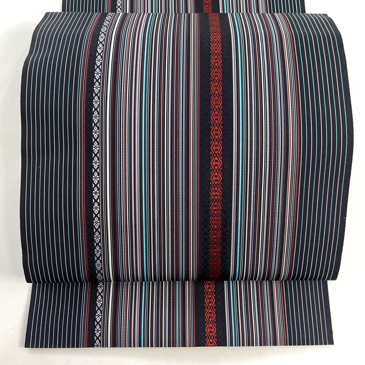 名古屋帯 八寸名古屋帯 松葉仕立て 縞 幾何学模様 黒 正絹