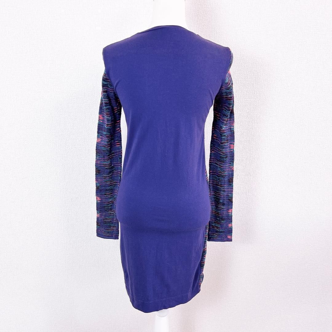 ウールニットワンピース 背中カットソー生地