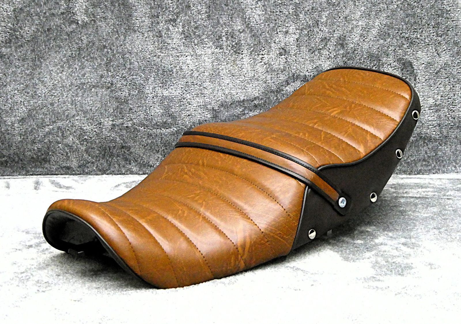 ＺＲＸ４００ 鋲打ち