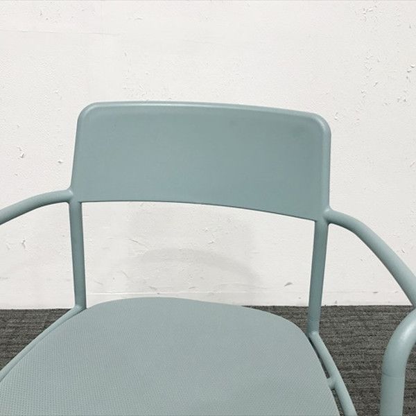 スタッキングチェア