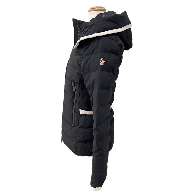 モンクレール MONCLER