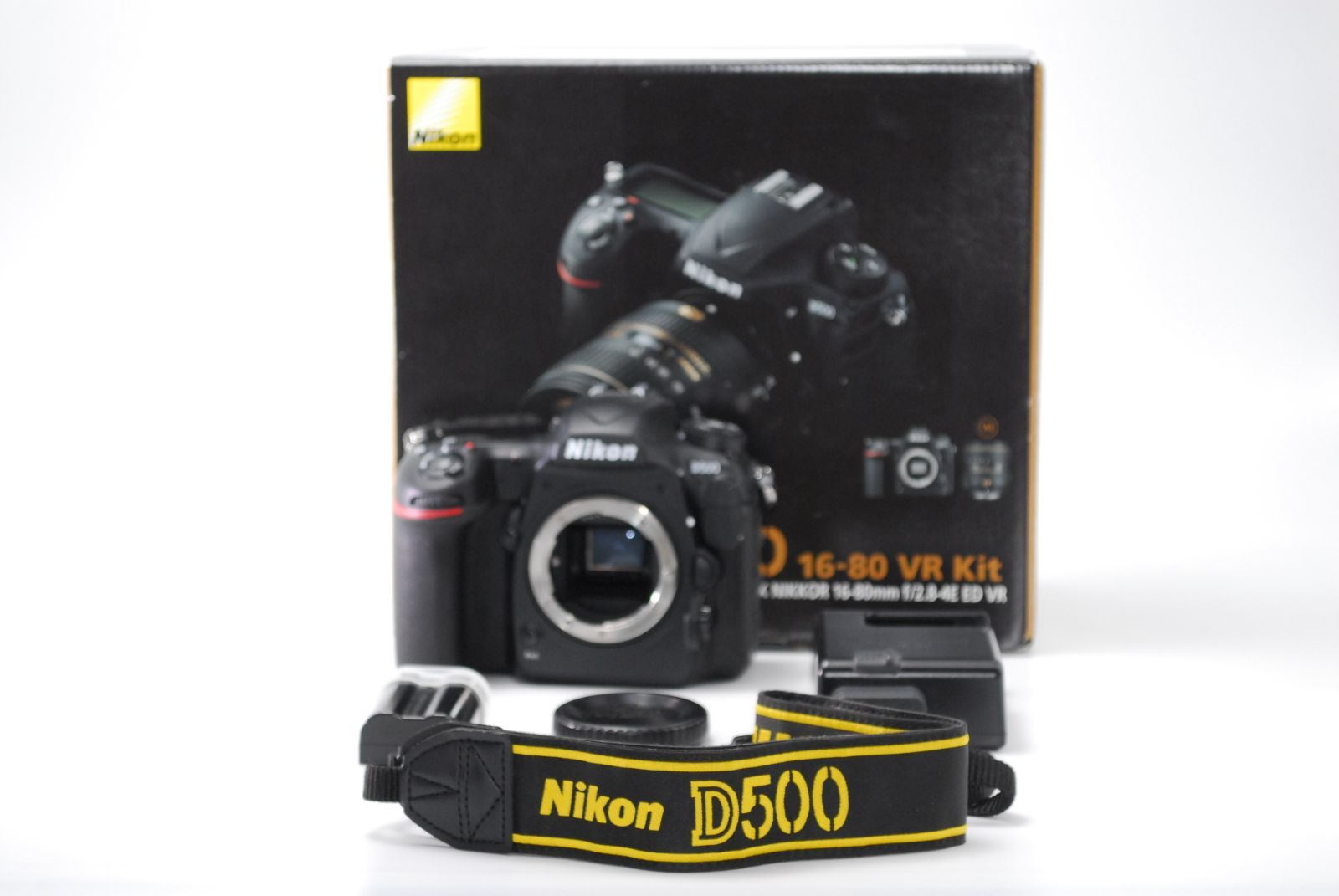 100921 26000shot!!☆極上品☆Nikon デジタル一眼レフカメラ D500