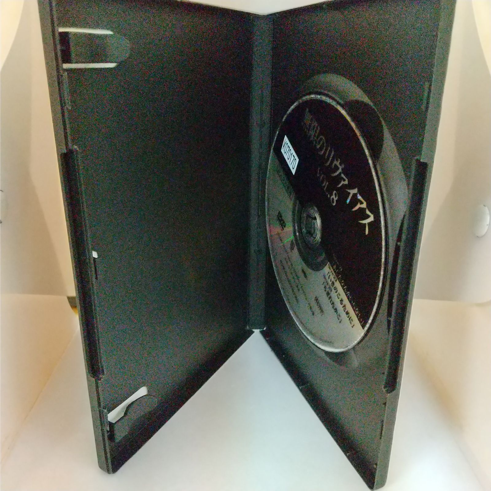 無限のリヴィアス」vol8 レンタル専用 中古 DVD ケース付き