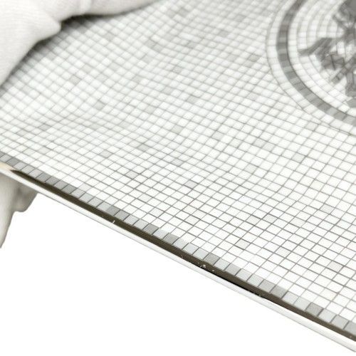 HERMES - 【新品同様】HERMES　エルメス　モザイク　24　No3　スクエアプレート　P035043P　陶器　プラチナシルバー　ホワイト　テーブルウェア　インテリア食器　西洋食器　四角　小皿　平皿　プレイト　ヴァンキャトル　プチカレ【中古】【76777】 HERMES - 【新品同様】HERMES エルメス モザイク 24 No3