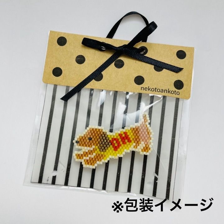 大きなリボンのヨークシャーテリアのブローチ・ピンク