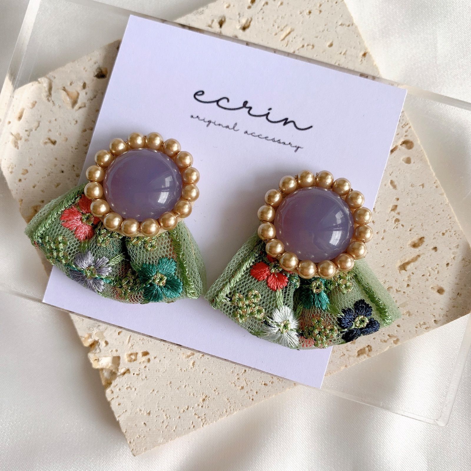 1580】パープル カボション パール ビーズ刺繍 ハンドメイド