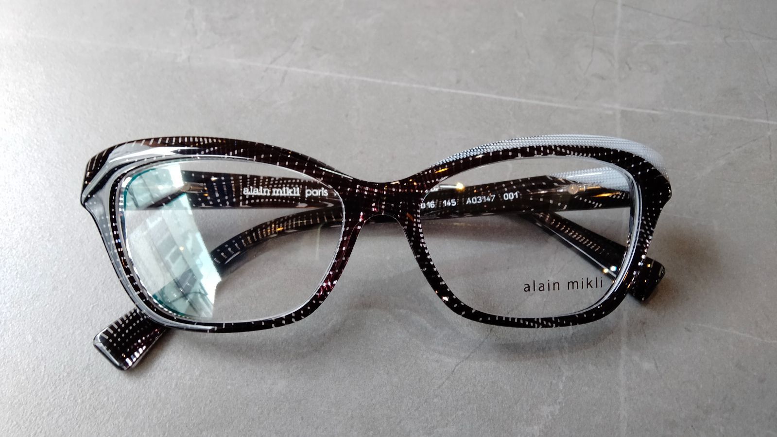 alain mikli paris(アランミクリ)「Sephine」A03147/001//Grid Black