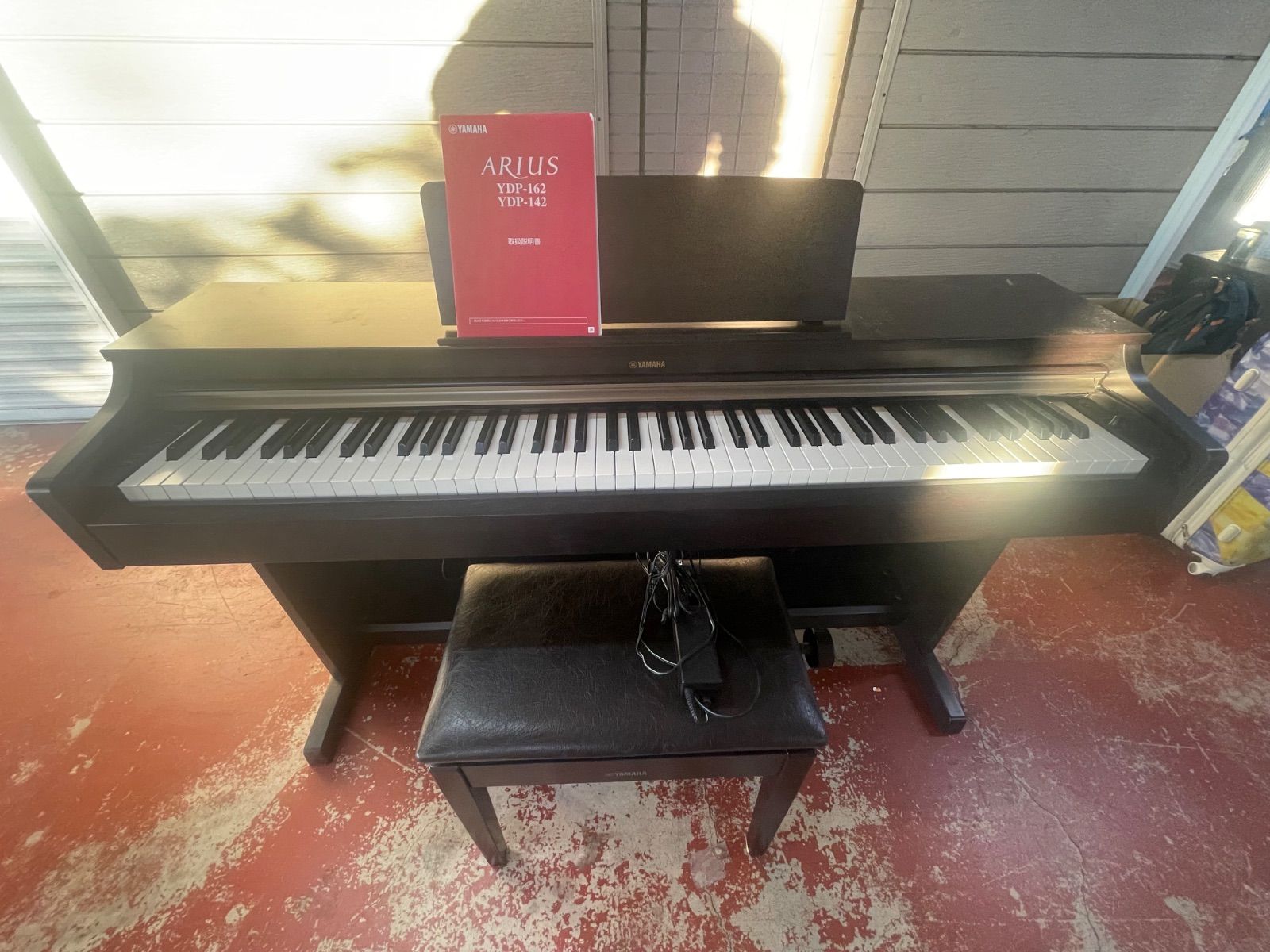Yamaha YDP-162R デジタルピアノ 電子ピアノ 黒 YAMAHA電子ピアノ YDP