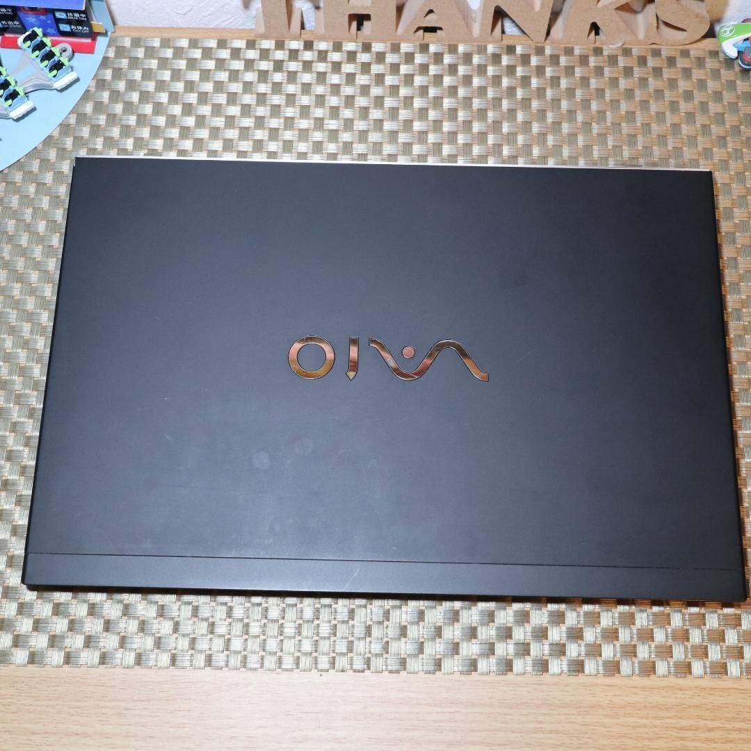 小型軽量VAIO 8世代Corei5|SSD|メ8G|FHD|無線|カメラ