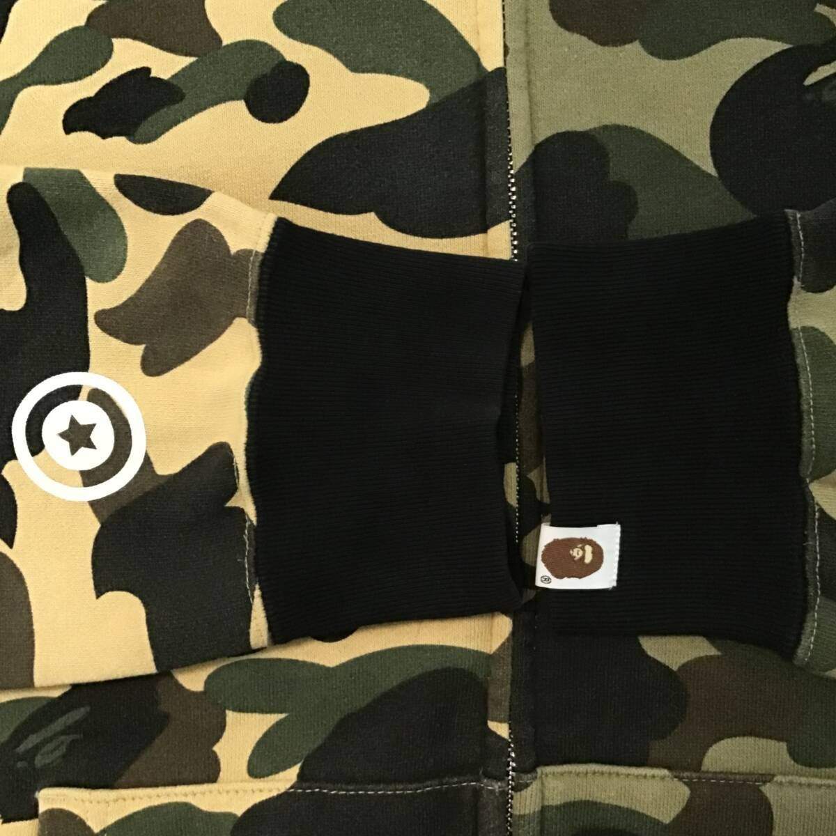 最終値下げ！　1st camo シャーク パーカー Mサイズ アベイジングエイプ 1st camo green シャーク パーカー Mサイズ shark full zip