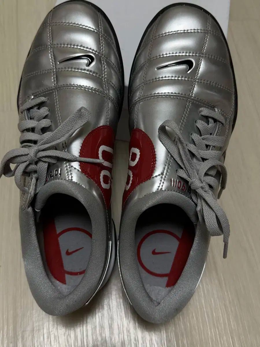 ナイキ トータル 90 3 SP メタリック シルバー アンド ブラック