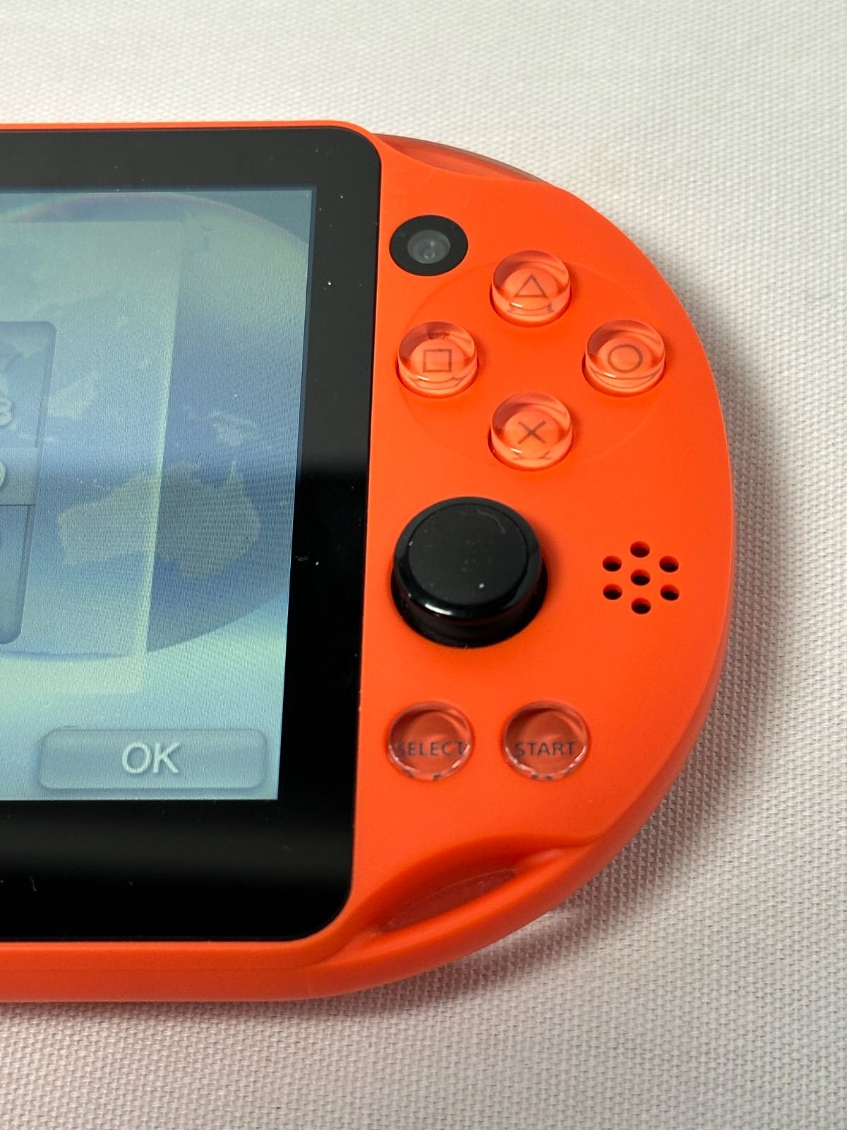 PlayStation Vita オレンジ PCH-2000 - メルカリ