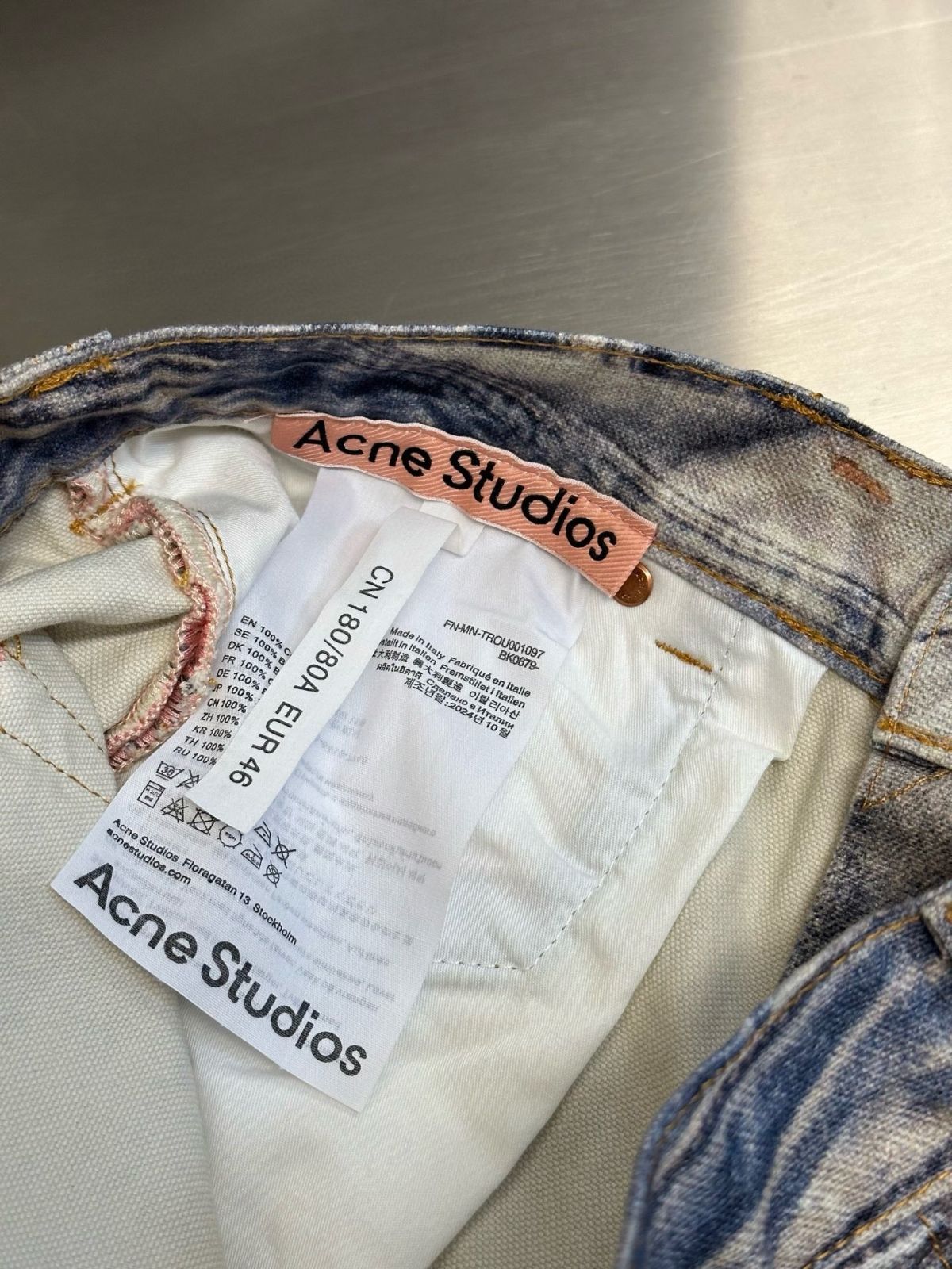 美品| ACNE STUDIO 2023M型ワイドレッグパンツ 美品| ACNE STUDIO 2023M型ワイドレッグパンツ - メルカリ