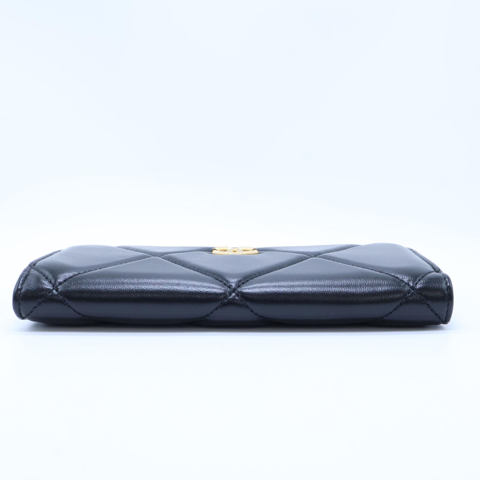 CHANEL シャネル 新品未使用 28番台 ディズヌフ ラムスキン L字