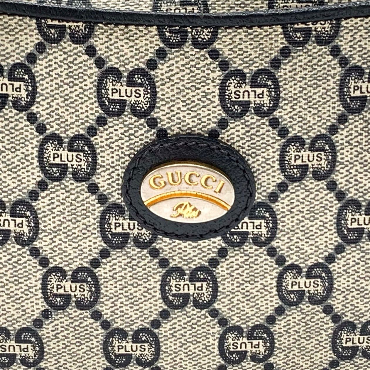 GUCCI Plus ショルダーバッグ ロゴパターン