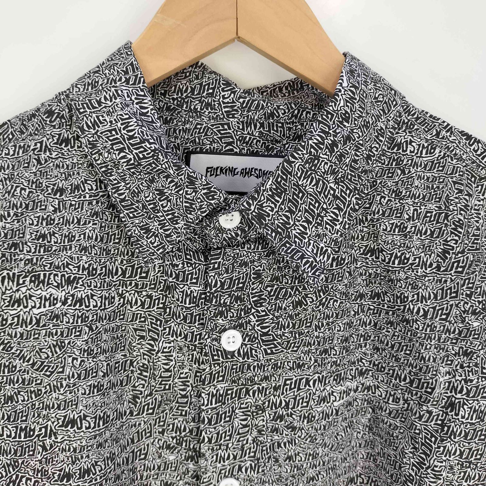 ファッキンオーサム FUCKING AWESOME FA DRESS SHIRT ロゴ総柄 ファッキンオーサム FUCKING AWESOME FA DRESS SHIRT ロゴ総柄
