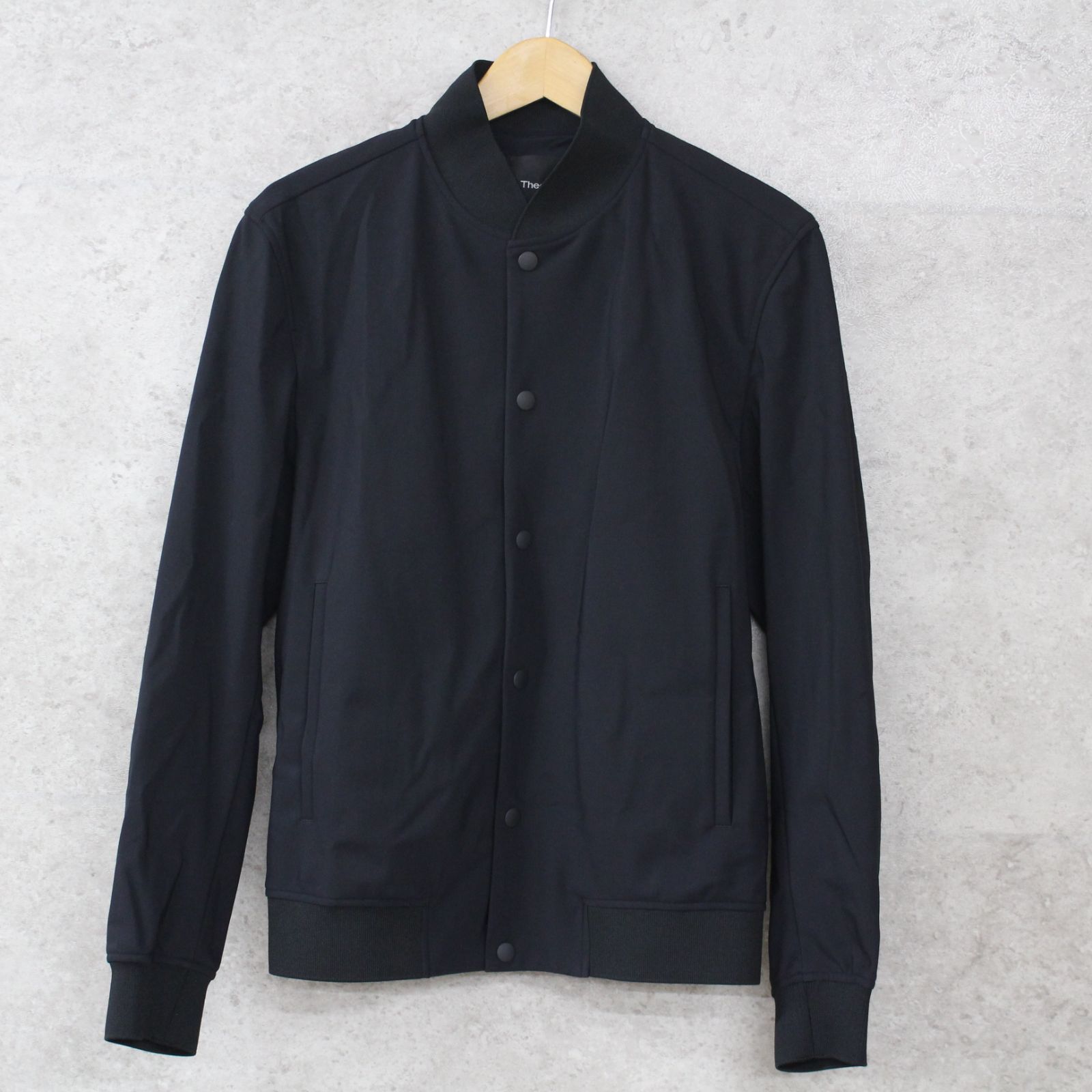 S134)【極美品】Theory/セオリー ブルゾン ナイロン ブラック/黒 02 