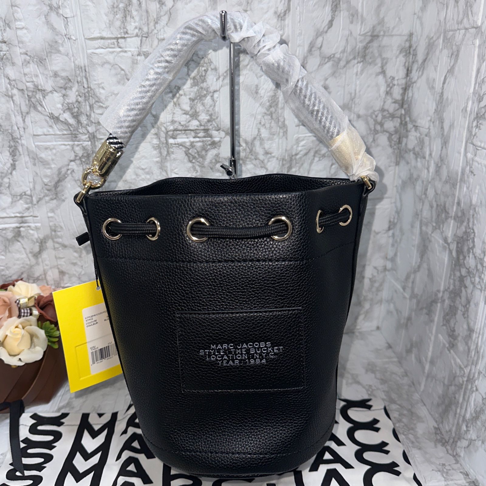 新品☆MARC JACOBS ザ レザー バケットバッグ/ショルダーバッグ - メルカリ