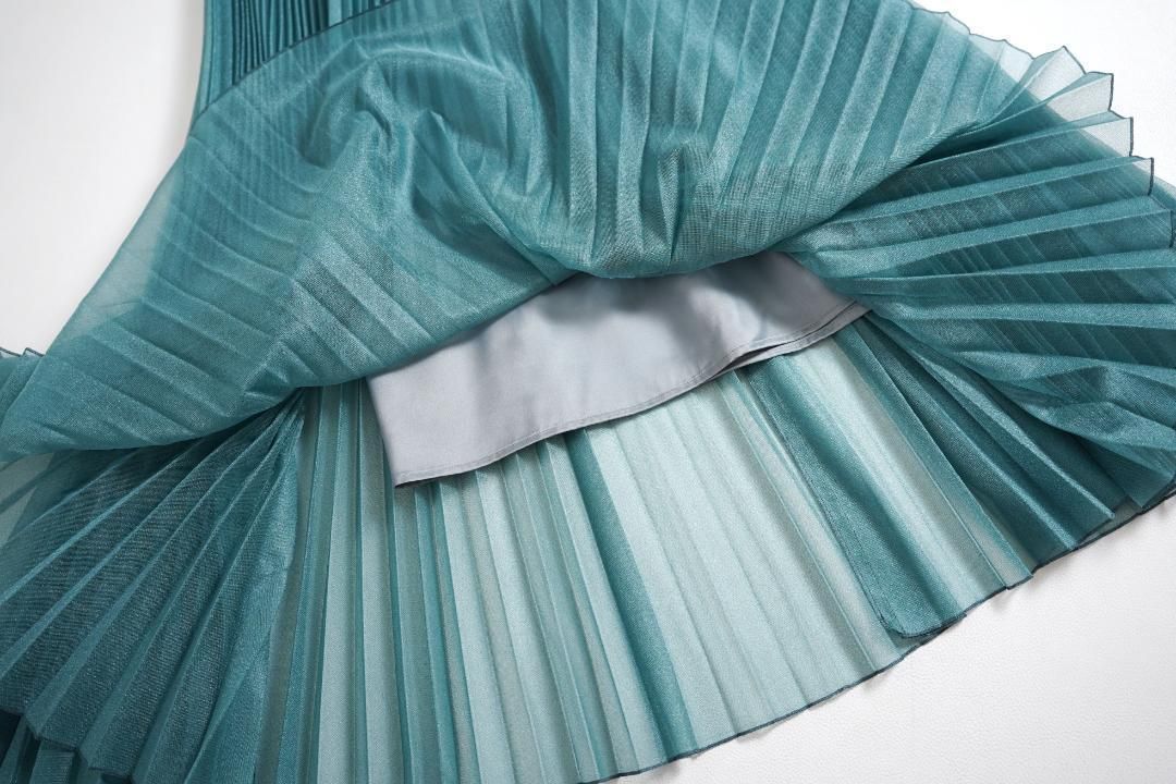 826t トゥモローランド