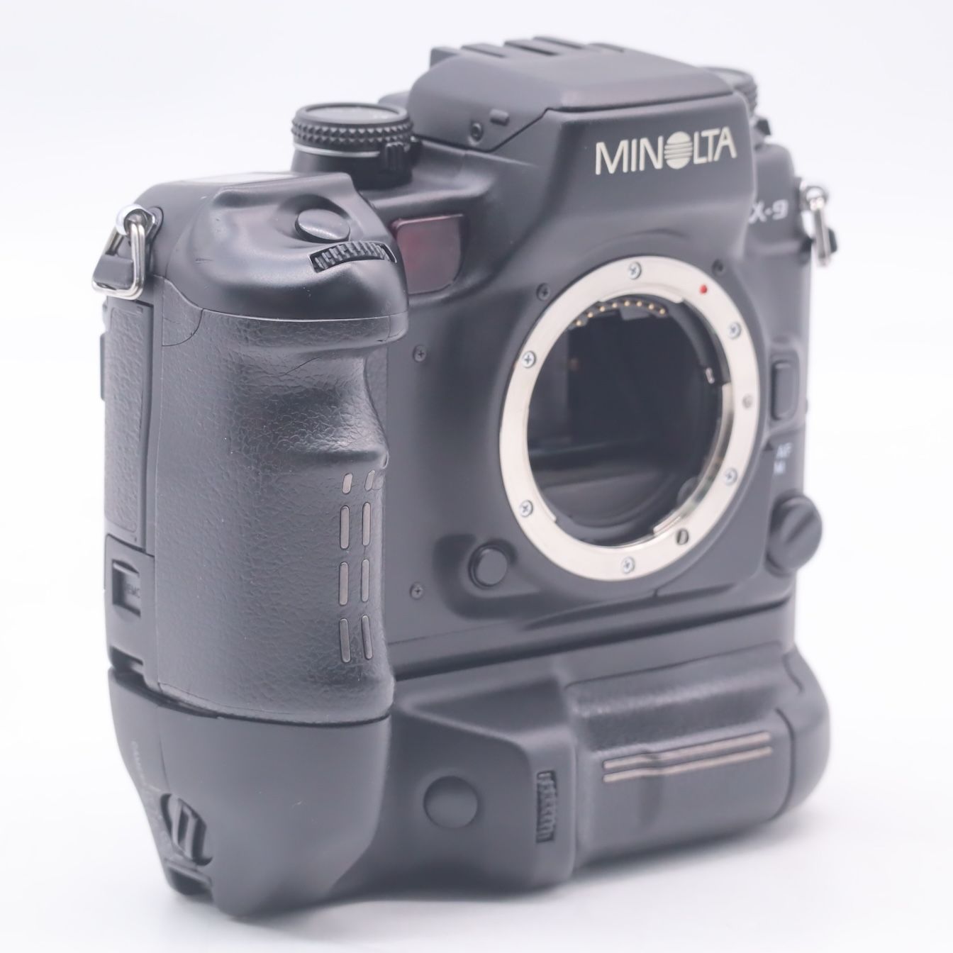 MINOLTA α-9、レンズ、グリップ付き MINOLTA α-9、レンズ、グリップ