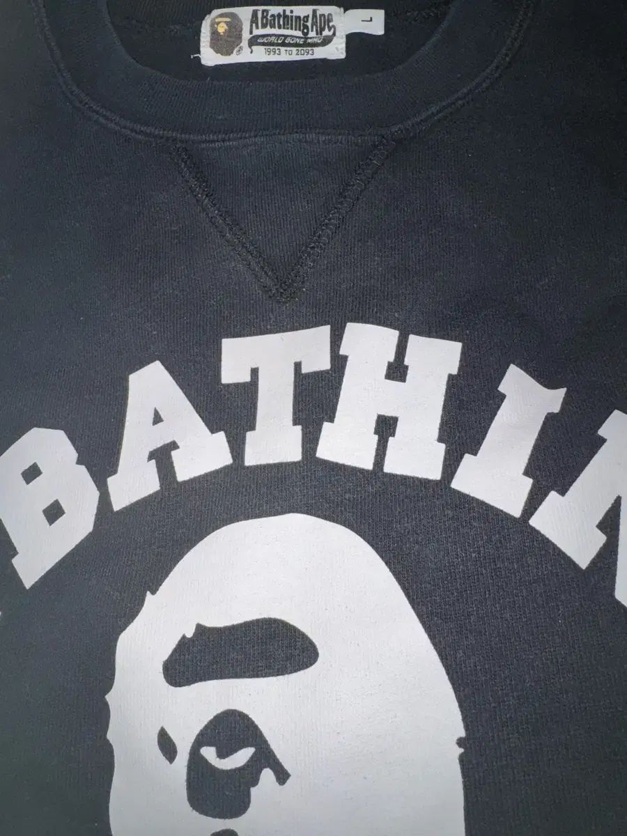【雷市場（ポンジャン）商品韓国直送】 A BATHING APE(アベイシングエイプ) パーカー 正規品