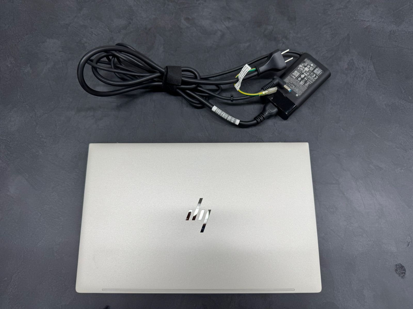 【気質アップ】 HP ENVY 13-ba1014TX パフォーマンスモデル 13.3” FHD IPSタッチディスプレイ i7-1165G7 メモリ16GB NVIDIA MX450搭載 高品質保証！