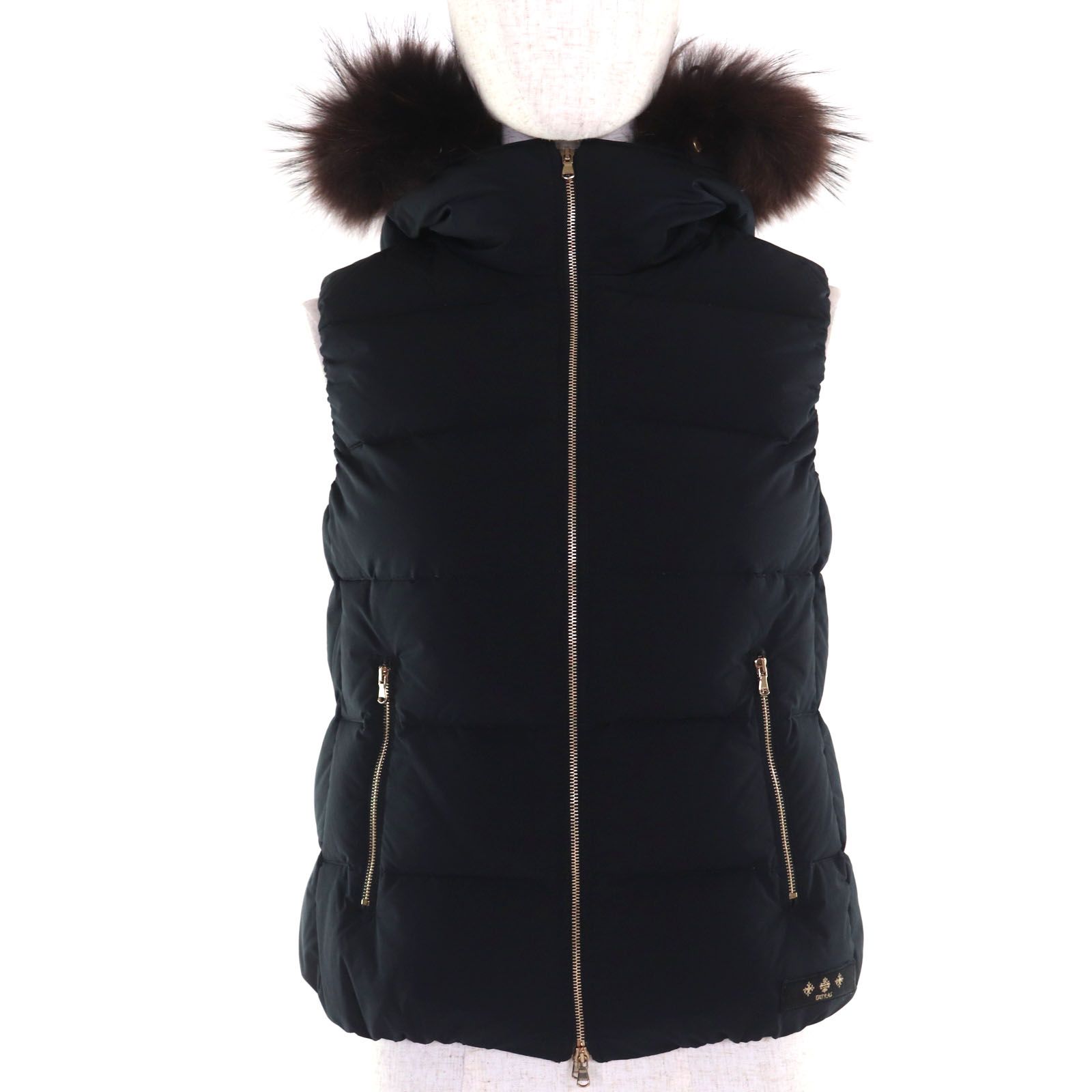 TATRAS タトラス LTA16A4498 SAVONAROLA ファー ロゴパッチ付き ダブルジップ ダウンベスト ブラック 2 ハンガー付き 正規品 レディース