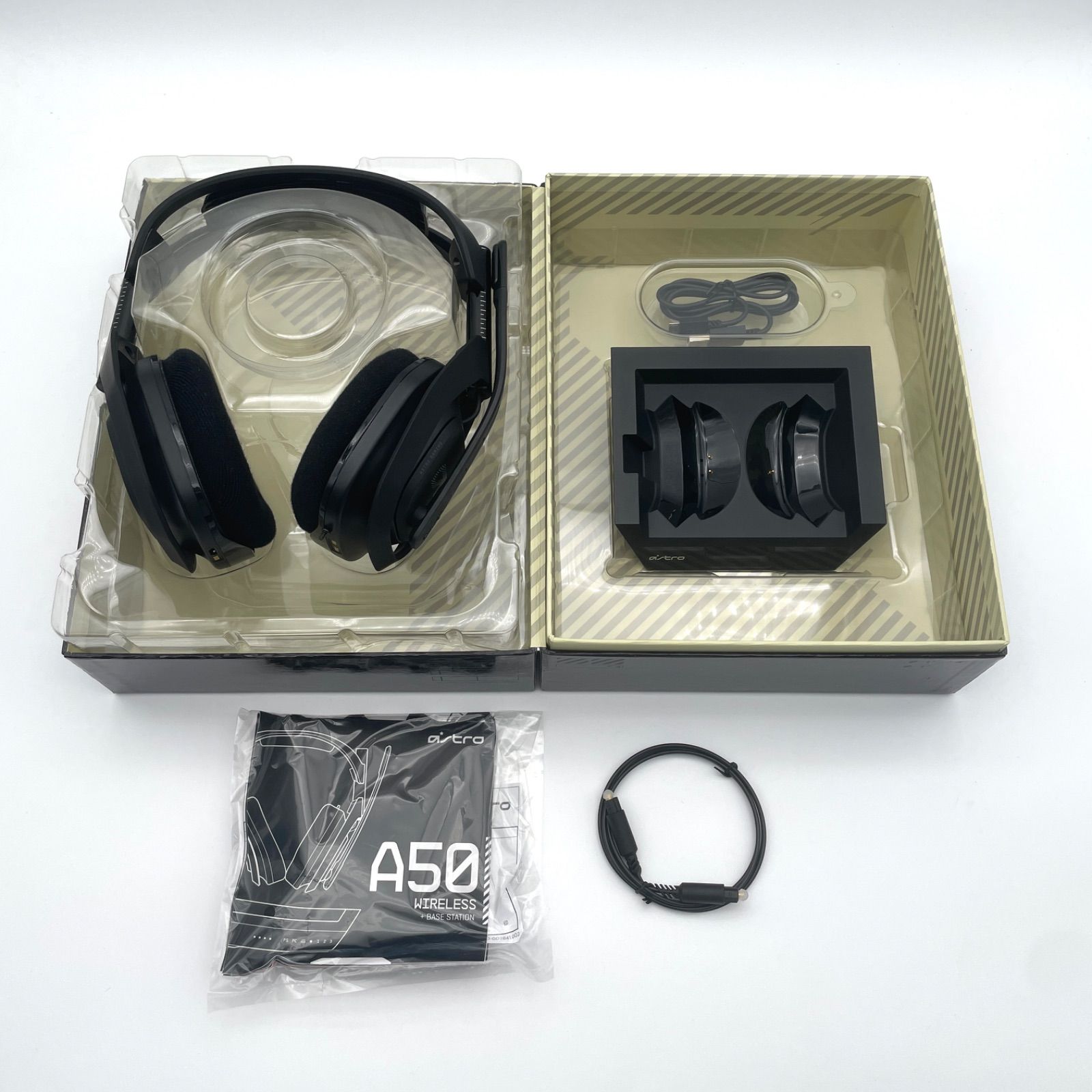 ASTRO A50 ワイヤレスヘッドセット + ベースステーション A50 ワイヤレスゲーミングヘッドセット + ベースステーション