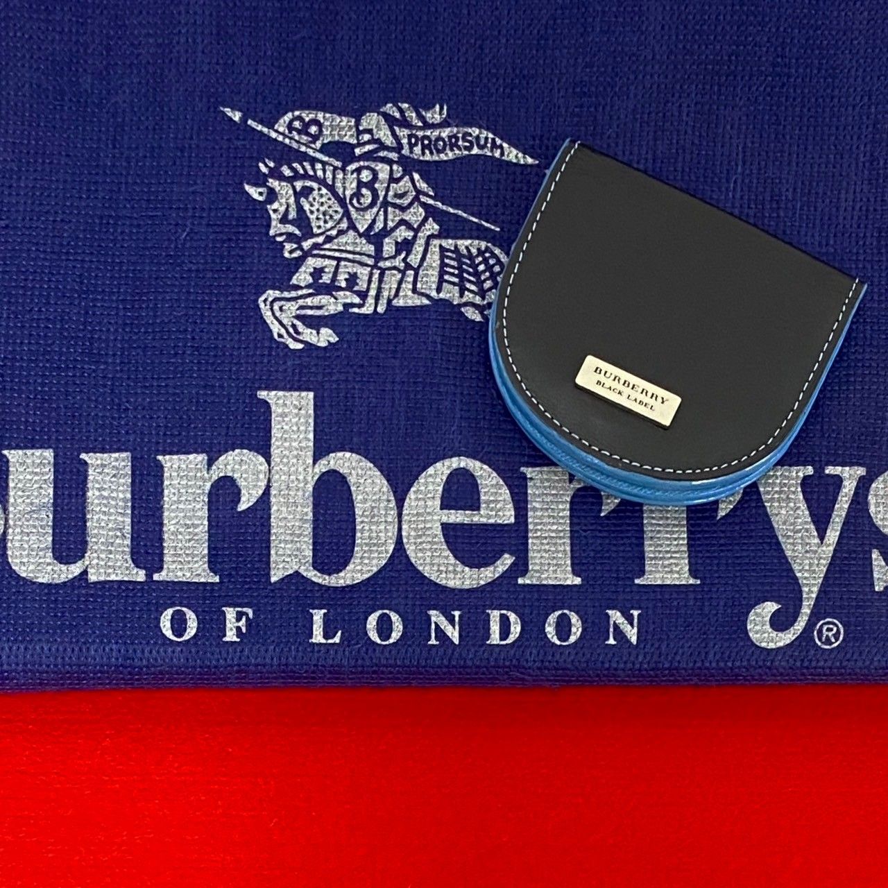 現行品　BURBERRY　バーバリー　小銭入れ　コインケース　極美品 BURBERRY - 即決 BURBERRY バーバリー コインケース 小銭入れの